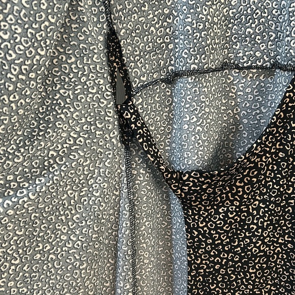 ANN TAYLOR WRAP DRESS WOMEN SIZE 6 BLACK TAN LONG SLEEVE ANIMAL PRINT - Picture 8 of 15